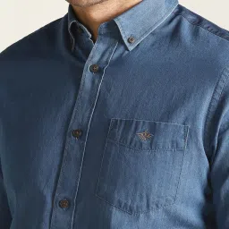 Dockers Blue Cotton Straight Fit Denim Shirt image 5