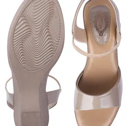 Shoetopia Colour Blocked Wedge Heel Sandals - Grey image 5