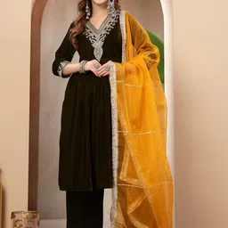 Stylum Women Ethnic Motifs Embroidered Empire Thread Work Velvet Kurta with Trousers & With Dupatta-picture-11