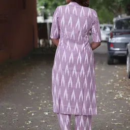 GoSriKi Women V-Neck Printed Regular Kurta with Trousers image 3