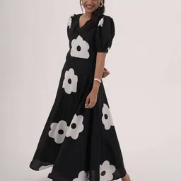 Eilaa Women Floral Printed Maxi Dress image 1