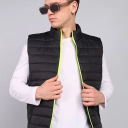 XFOX Stand Collar Sleevesless Puffer Jacket image 4