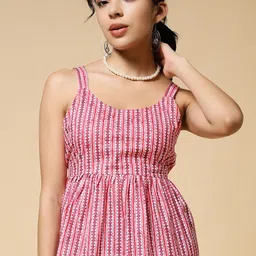 Istyle Can Women Printed Cotton Top-picture-27