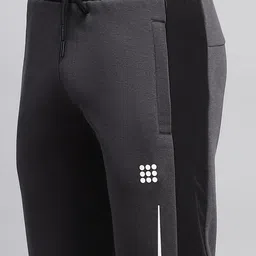 rock.it Men Mid-Rise Drawstring Track Pants image 3