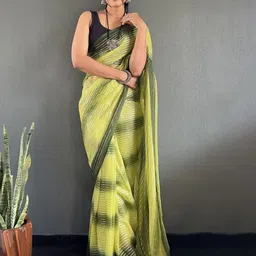Mitera Tie and Dye Patchwork Pure Georgette Saree image 3