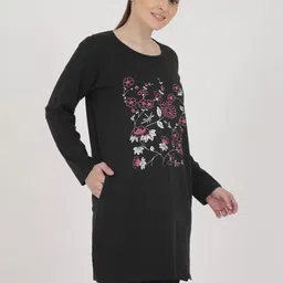 DDASPRATION Women Floral 2 Printed Pockets T-shirt image 3