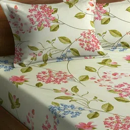 WEAVE AND DECOR Green Printed Microfiber 300TC Super King Bedsheet & 2 Covers 78" x 78" image 3