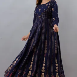 here&now Self Design Rayon Blend Stitched Anarkali Gown image 3