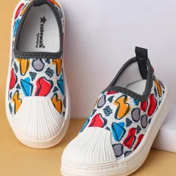 Cute Walk by Babyhug Slip On Casual Shoes with Abstract Print - Blue-picture-37