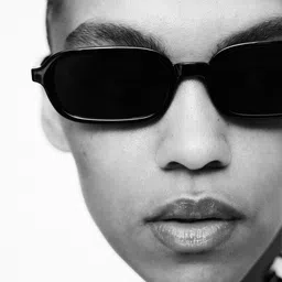 H&M Rectangular Sunglasses image 1