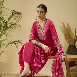Banwaree Women Ethnic Motifs Embroidered Kurta with Palazzos & Dupatta image 2