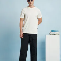 Dennis Lingo Men Textured Round Neck Half Sleeves Regular Fit T-shirt image 5