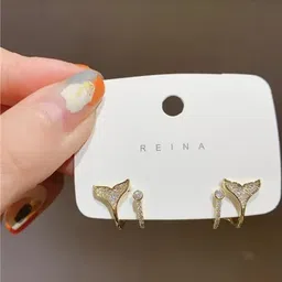 ONUYX Contemporary Studs Earrings-picture-26