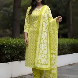 Indo Era Women Printed Regular Pure Cotton Kurta & Trousers With Dupatta image 4
