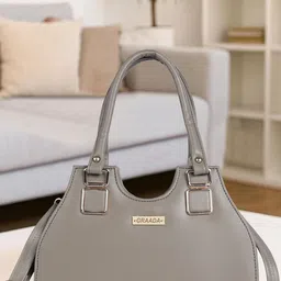 GRAADA Women Solid Structured Handheld Bag-picture-17