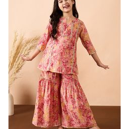 StyloBug Cotton Woven Three Fourth Sleeves Abstract Printed Gota Lace Embellished Kurti Sharara Set - Peach-picture-30