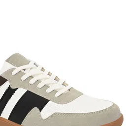 AfroJack Men Colourblocked Sneakers image 3