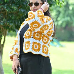 WINDROP SOLUTIONS Women Colourblocked with Embroidered Detail image 4