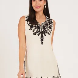 Missethic Ethnic Motifs Embroidered Thread Work Pure Cotton Straight Kurti-picture-14