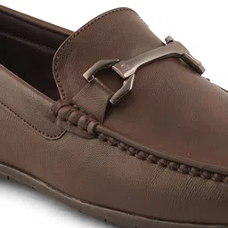 iD Men Brown Casual Loafer Shoes image 3