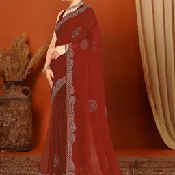 DIVASTRI Embellished Beads and Stones Pure Chiffon Fusion Saree image 4