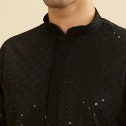 Manyavar Men Geometric Embroidered Sequinned Mandarin Collar Straight Kurta With Pyjamas image 3