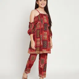READIPRINT Three Fourth Quarter Cold Shoulder Floral Block Design Embellished Kurta With Pant - Maroon image 4