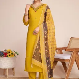 Suha Women Ethnic Motifs Embroidered Regular Thread Work Chanderi Silk Kurta with Trousers & With Dupatta-image-48