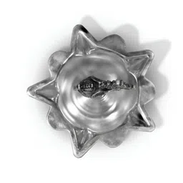 Joyalukkas Refined Silver Peacock Textured Lamp image 2