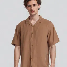 HIGHLANDER Men Relaxed Fit Solid Cuban Collar Casual Shirt image 4