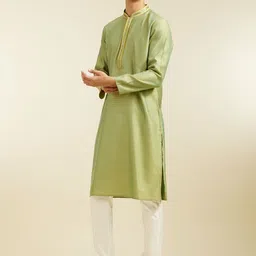 Diwas by Manyavar Ethnic Motifs Woven Design Mandarin Collar Sequinned Straight Kurta image 3