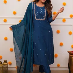 ATOXIC Women Viscose Rayon Kurta Sets image 4