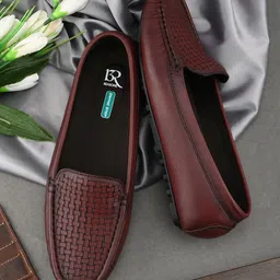 13 Reasons Women Slip-On Loafers-image-27