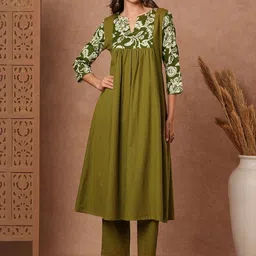 FASHOR Women Ethnic Motifs Yoke Design Pleated Pure Cotton A-Line Kurta with Trousers-image-74