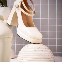 Froh Feet Party Block Buckles image 3