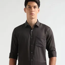 Arrow Men Formal Shirt image 4