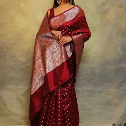 AVANTIKA FASHION Woven Design Pure Silk Kanjeevaram Saree With Unstitched Blouse Pieces image 3
