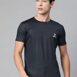 TOM BURG Men Geometric Printed Regular Fit T-shirt-picture-24