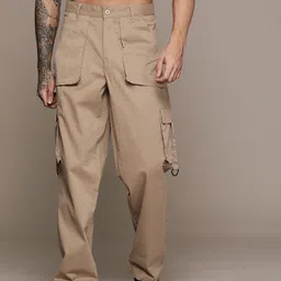 The Roadster Lifestyle Co. Men Loose Fit Low-Rise Cargos-image-91