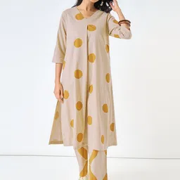 RANGMANCH BY PANTALOONS Women Printed Regular Kurta with Palazzos image 2