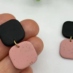 VMA PLAY FASHION Contemporary Drop Earrings image 2