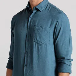 Crocodile Men Comfort Fit Solid Spread Collar Casual Shirt image 5