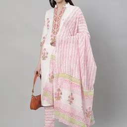 Gerua By Libas Women Multicoloured Printed Kurti with Trousers Dupatta image 4