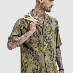 Snitch Men Relaxed Oversized Fit Cuban Collar Ethnic Motifs Printed Casual Shirt image 2