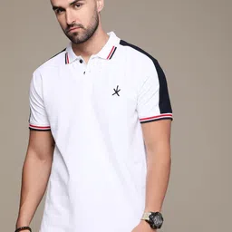 Roadster Men Colourblocked Polo Collar T-shirt image 3