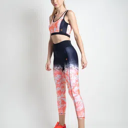 Body Mechanics Abstract Printed Scoop Neck Top And Leggings image 5