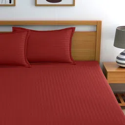 WEAVE AND DECOR Red Striped 300 TC Queen Bedsheet with 2 Pillow Covers image 2