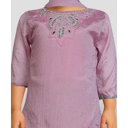 JBN Creation Silk Blend Three Fourth Sleeves Stones & Gota Lace Embellished Kurta & Sharara With Dupatta Set - Onion Pink image 4