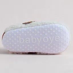 Babyoye Buckle Closure Solid Booties - White image 5