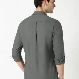 Peter England Casuals Men Spread Collar Solid Cotton Slim Fit Casual Shirt image 4